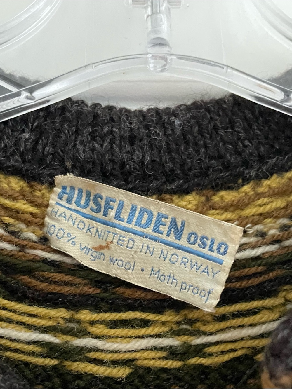 Vintage Husfliden Oslo Handknitted in Norway - Picture 3 of 7